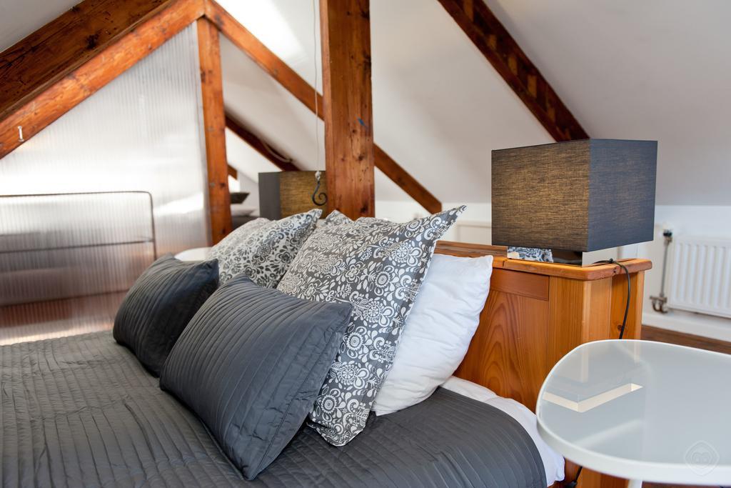 Canal Holiday Apartment Amsterdam Rom bilde